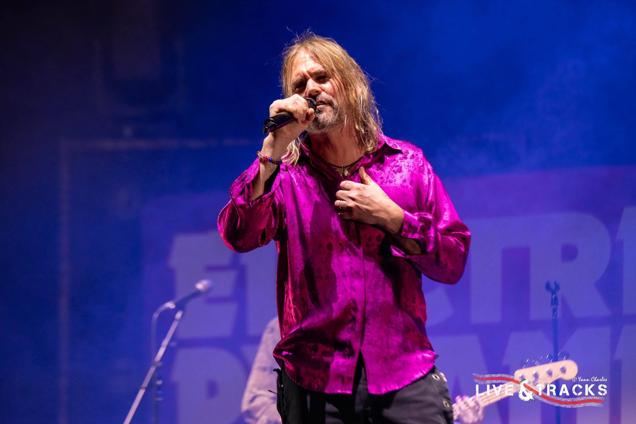 Ol Beach (Electric Pyramid) Image